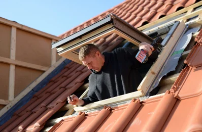 Pose de fenêtres de toit Velux à Turquant